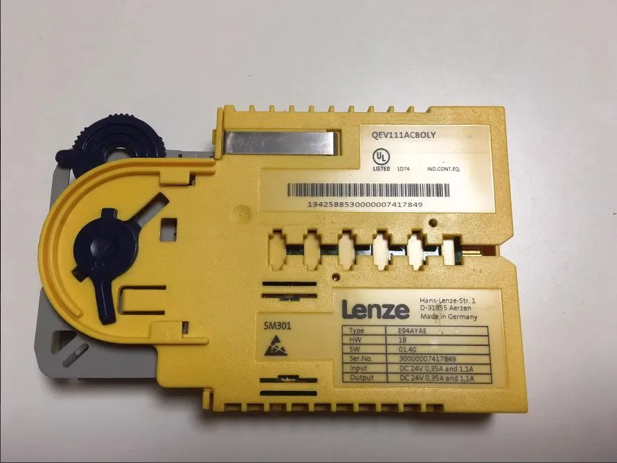 Сервопривод LENZE E94AYAE Servo Drive