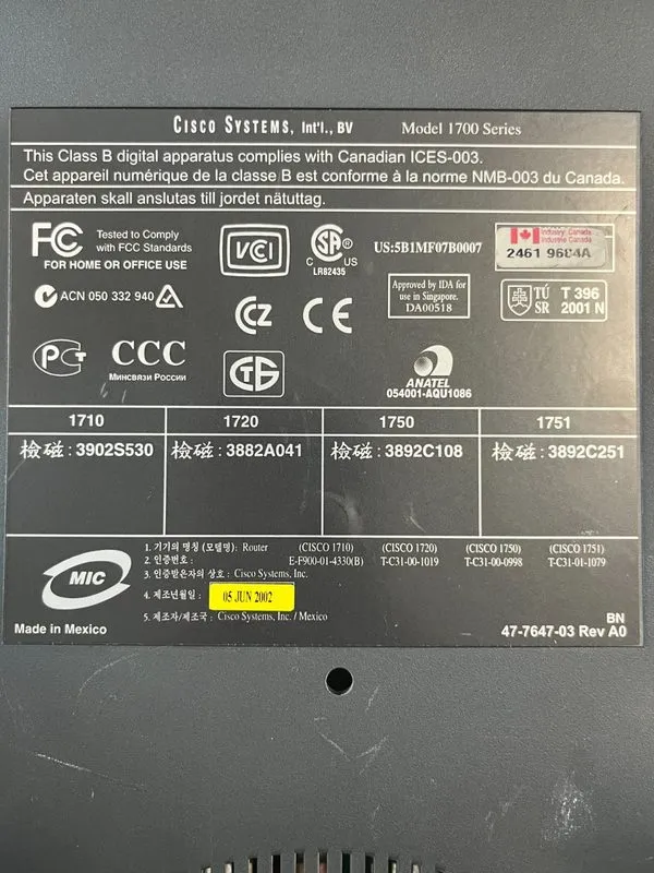 Маршрутизатор Two Cisco 1700 Series Modular Access Router Cisco 1720 — фото лота 3