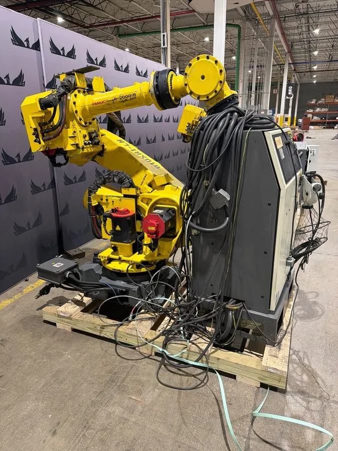 Оборудование ЧПУ FANUC R-2000iB/210F Complete w/ R-30iB Controls