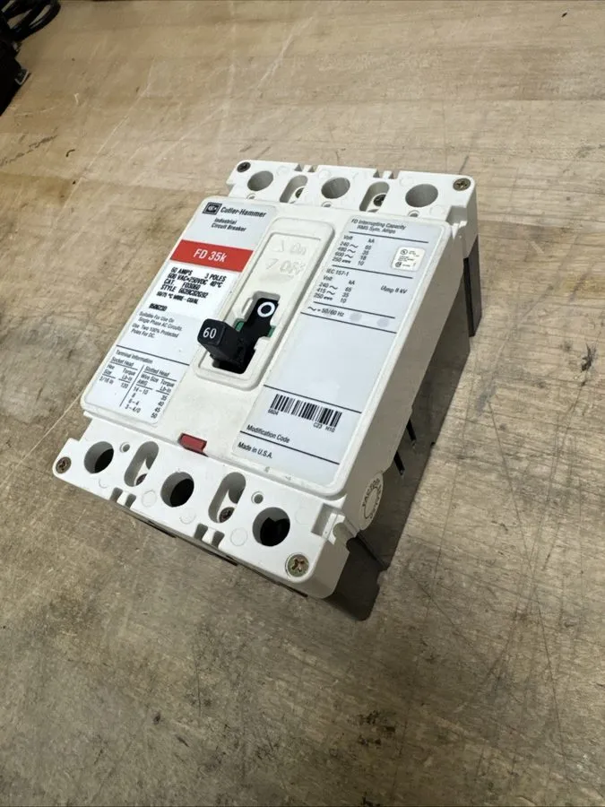 Автоматический выключатель EATON CUTLER HAMMER FD3060 60 AMP 600 VOLT CIRCUIT BR
