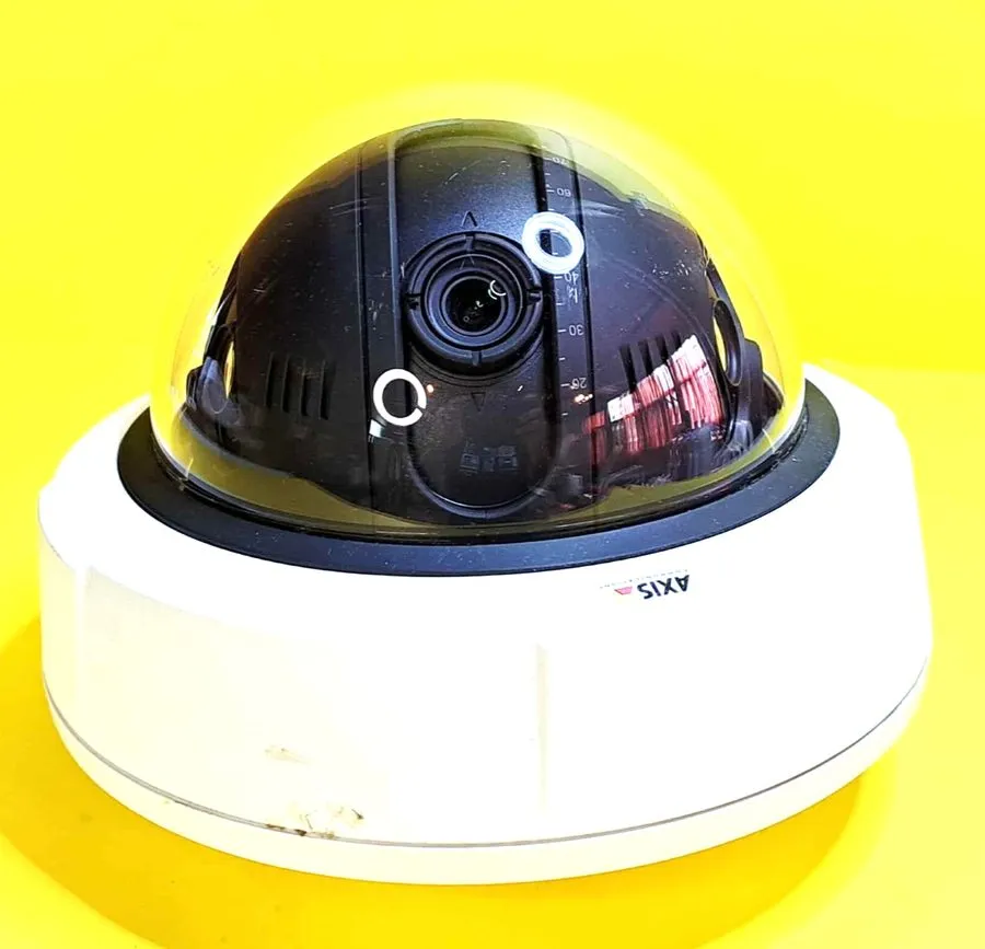 Камера Axis Communications Indoor/Outdoor Network Security Camera Q3708-PVE — фото лота 1