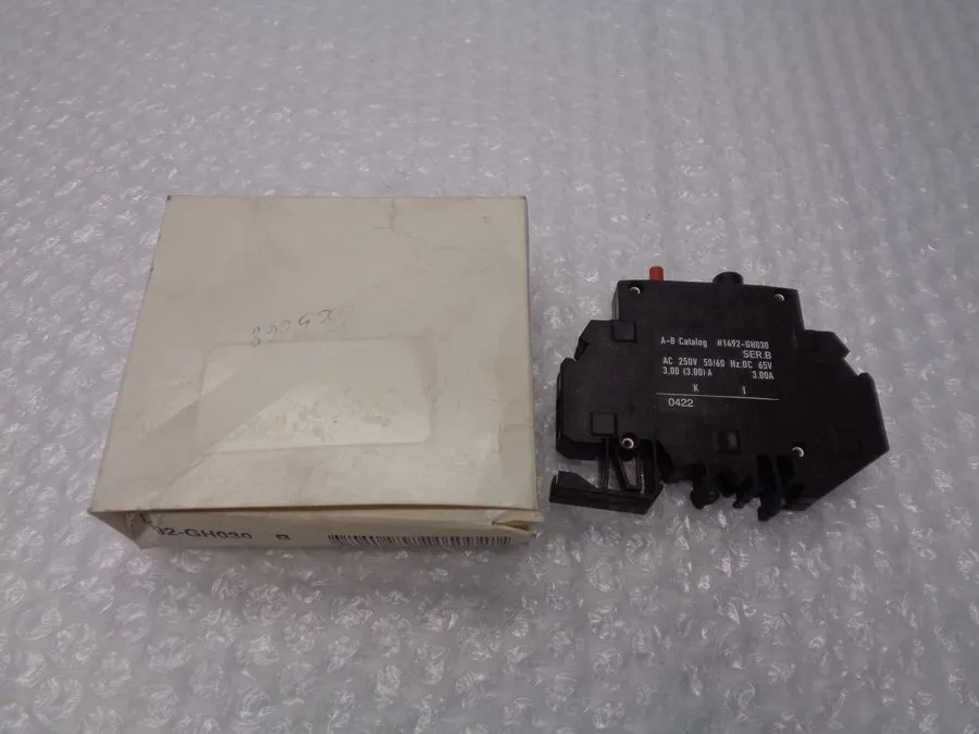 Клеммник ALLEN BRADLEY 1492-GH030 SER.B BREAKER NSMP