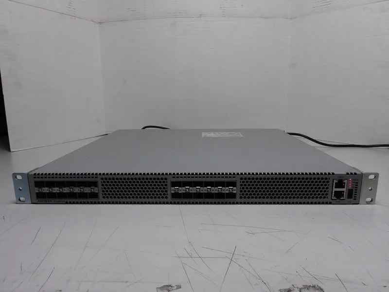 Коммутатор DCS-7150S-24 Arista 24-Port 10G SFP+ Switch B020