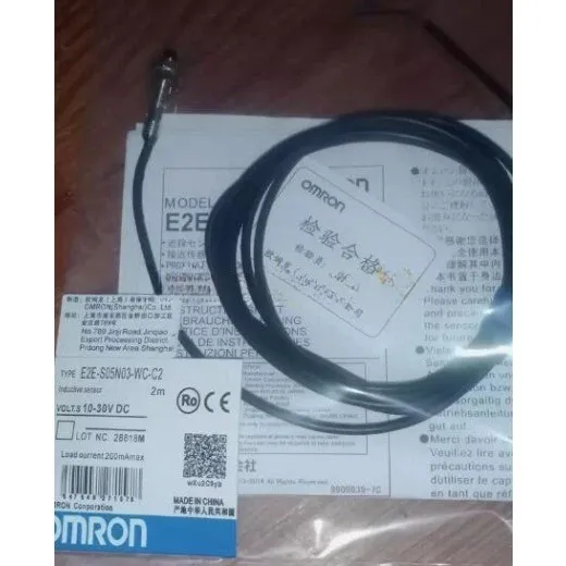 Фотоэлектрический датчик Omron E2E-S05N03-WC-C2 Photoelectric Sensor