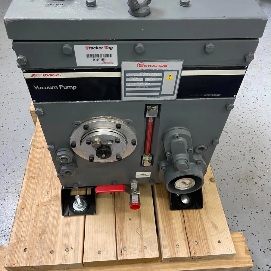 Насос BOC EDWARDS VACUUM PUMP E2M175 — фото лота 2