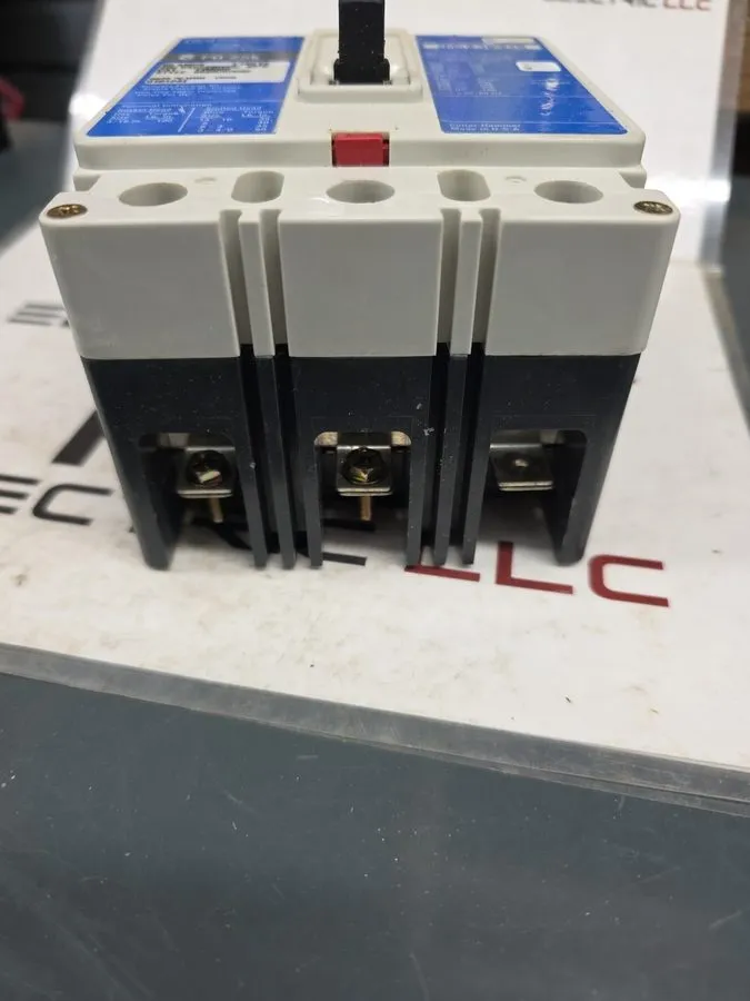 Автоматический выключатель EATON CUTLER HAMMER FD3060 60 AMP 600 VOLT CIRCUIT BR — фото лота 1