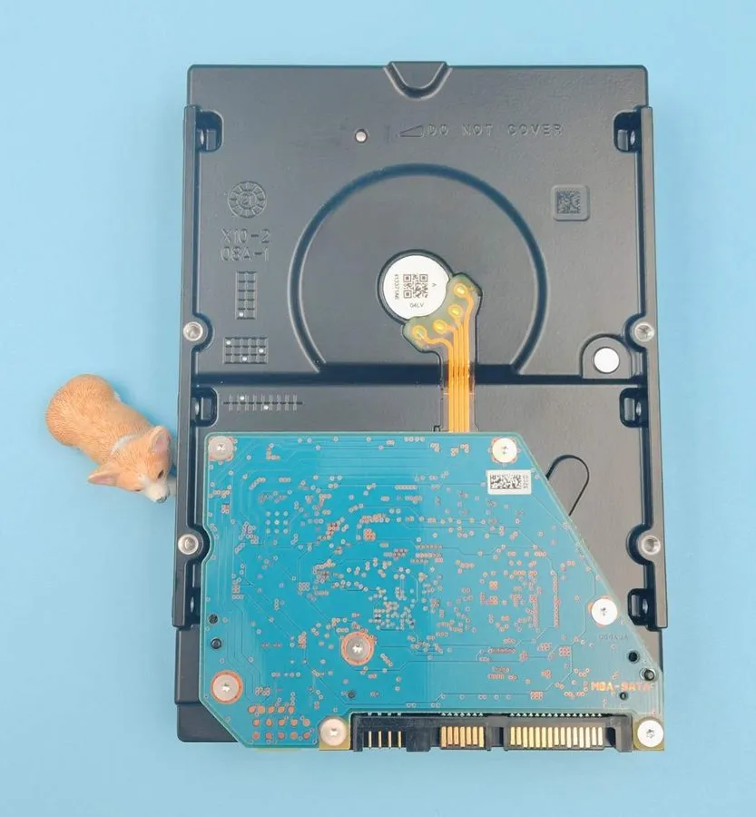 Жёсткий диск Toshiba MG08ADA800E 8TB 3.5 SATA HDD 7200rpm 827h HD Tune Checked — фото лота 2