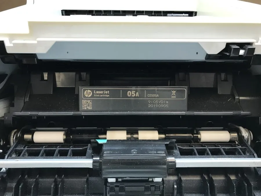 Лазерный принтер HP LaserJet P2035N Laser Printer w/ Toner NO POWER CORD