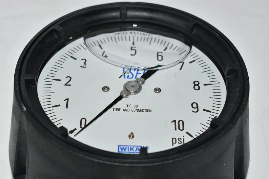 Трубопроводная арматура Wika 9834583 232.34 Pressure Gauge 4-1/2in 1/4in Npt 0-1