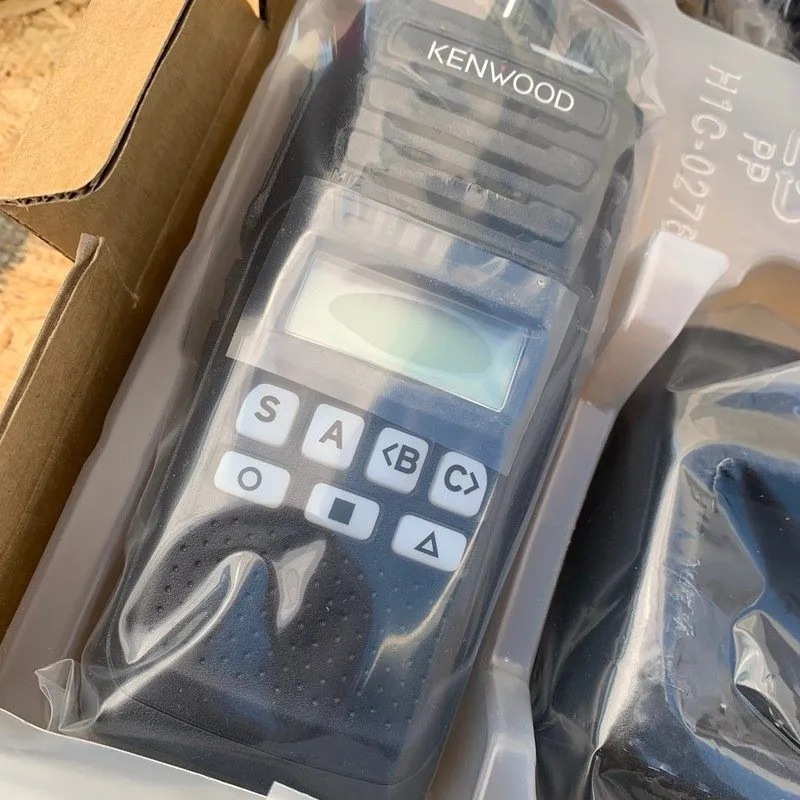 Радиостанция Kenwood NX-1000 Series (NX-1300-K5) UHF Transceiver Two-Way Radio