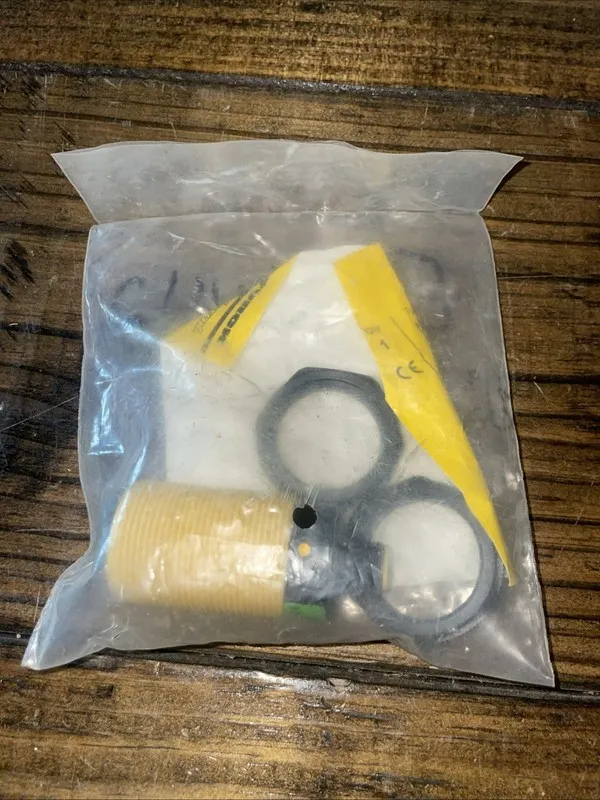 Датчик приближения TURCK Ni20U-S30-AP6X-H1141 Inductive Proximity Sensor 1646600 — фото лота 1