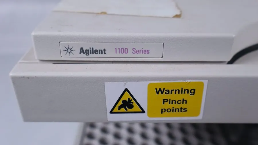 Хроматограф HP Agilent 1100 G1313A ALS HPLC Autosampler Powers On