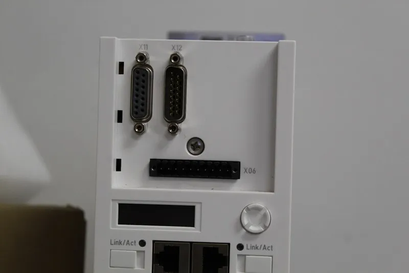 Сервопривод AX5112-0000-0200