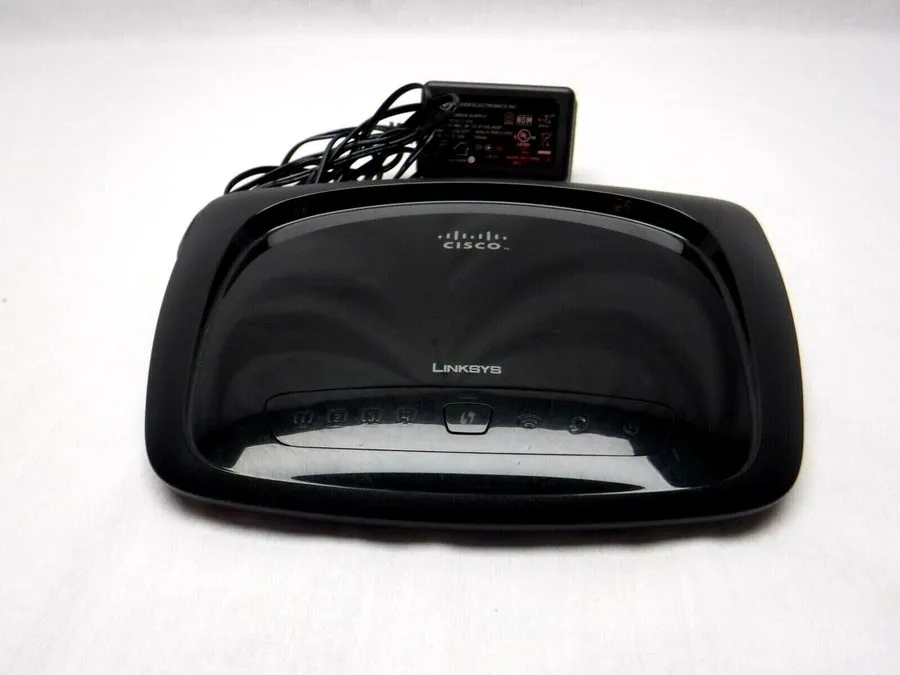 Маршрутизатор Linksys WRT120N 150 Mbps 4-Port 10/100 Wireless N Router