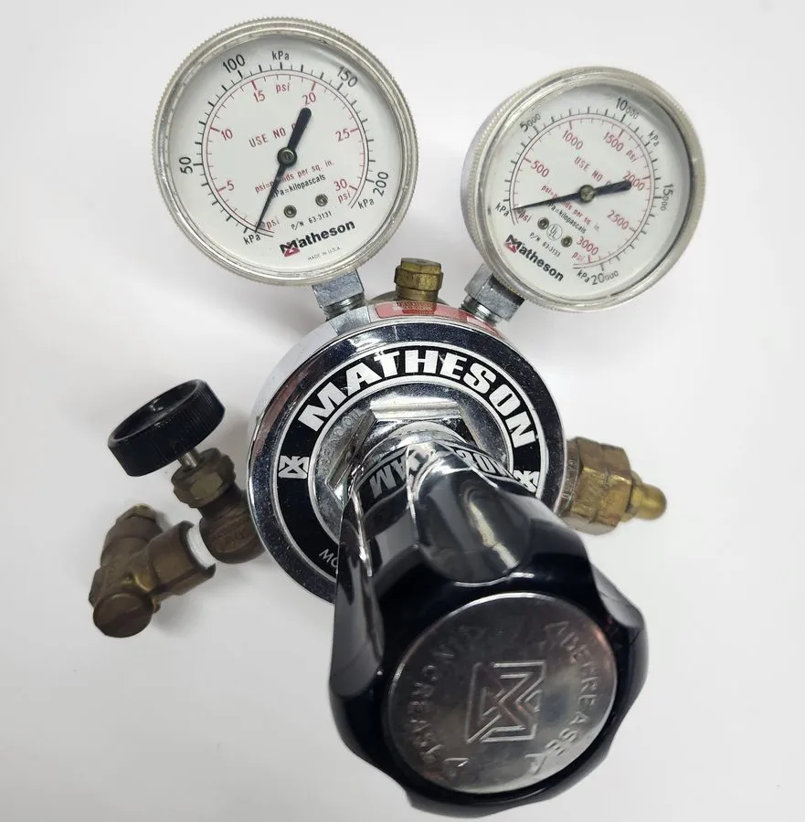 Трубопроводная арматура Matheson 8L-350 Single Stage Non-Corrosive Gas Regulator — фото лота 2