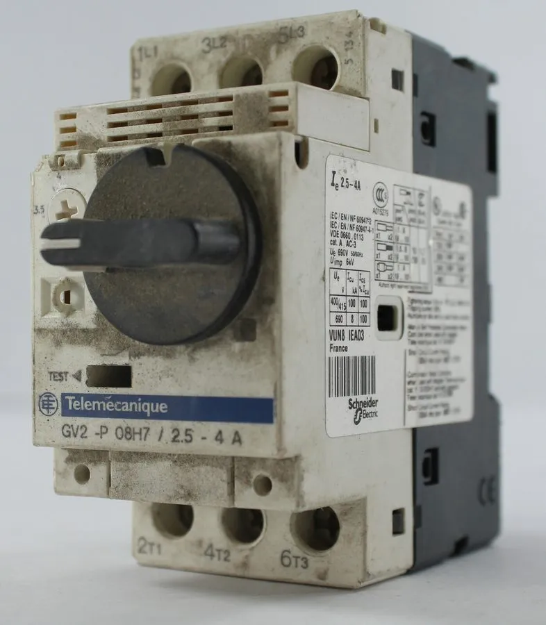 Автоматический выключатель TELEMECANIQUE GV2-P 10H7 / 4-6.3A MOTOR CIRCUIT BREAK