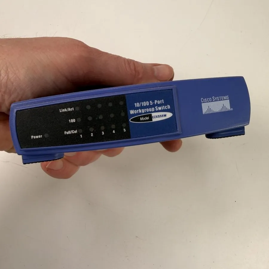 Коммутатор Cisco Linksys 10/100 5-Port Workgroup Switch Model: EZXS55W — фото лота 1