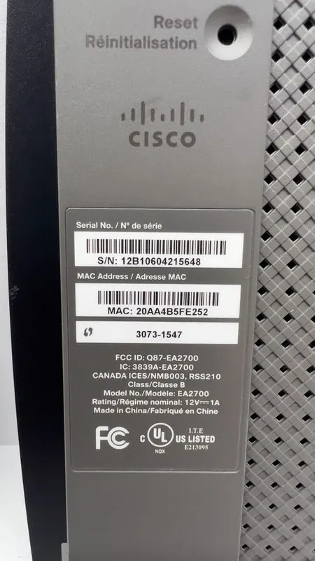 Маршрутизатор Cisco Linksys EA2700 300 Mbps 4-Port Gigabit Wireless N Router — фото лота 3