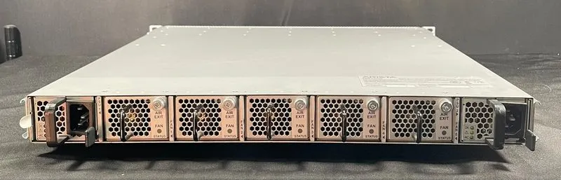 Коммутатор Arista DCS-7048T-4S-F 48x 1GB RJ-45 4x 10GB SFP+ Switch — фото лота 2