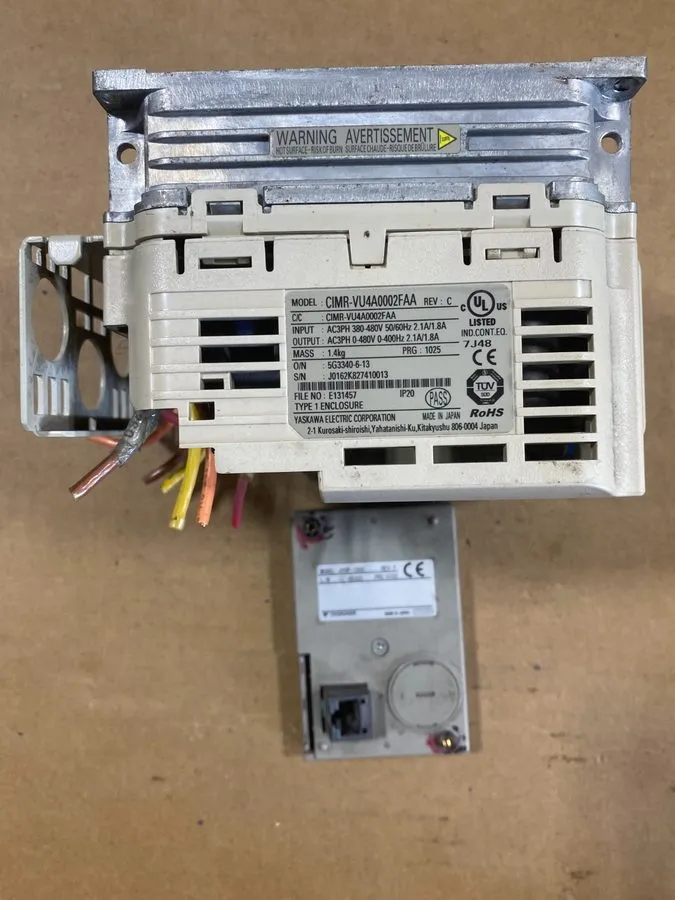 Частотный преобразователь Yaskawa CIMR-VU4A0002FAA V1000 AC Drive REV C 380-480V