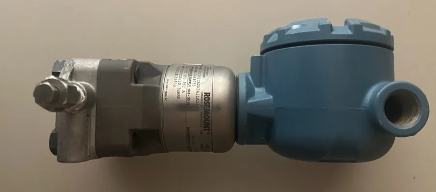 Датчик давления ROSEMOUNT 3051S1CA2A2A11A2AKC 0-150PSIA ABSOLUTE PRESSURE TRANSM — фото лота 1