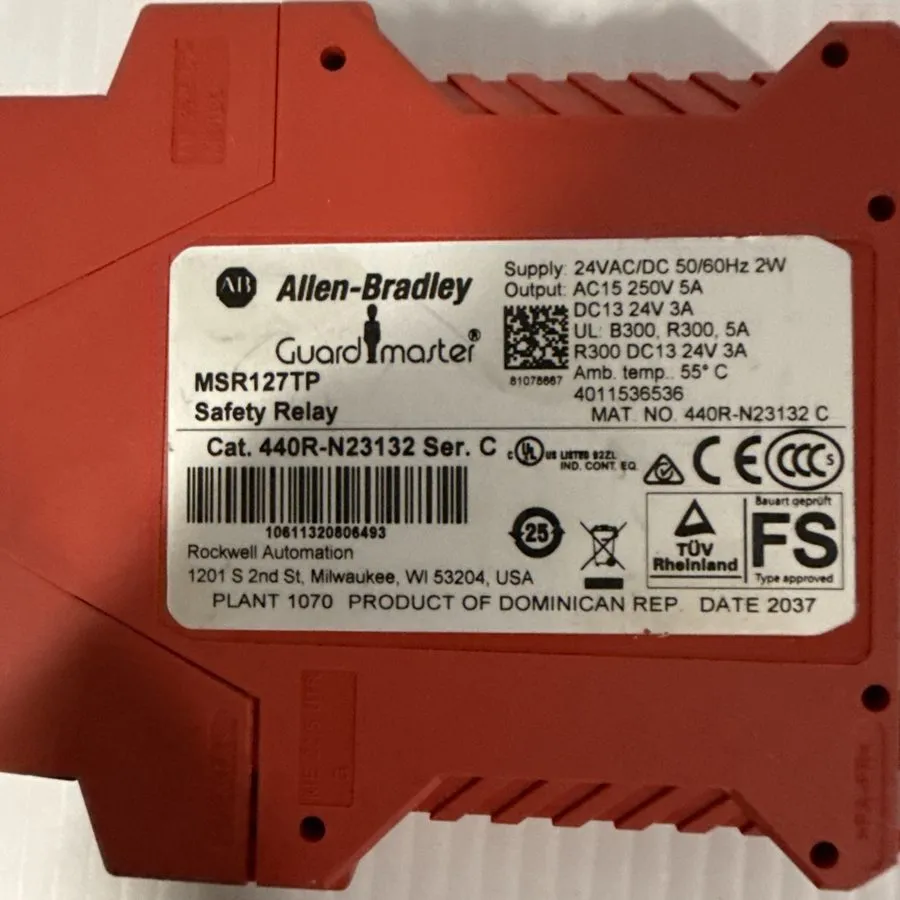 Реле безопасности Allen Bradley 440R-N23131 GuardMaster MSR127TP Safety Relay — фото лота 2
