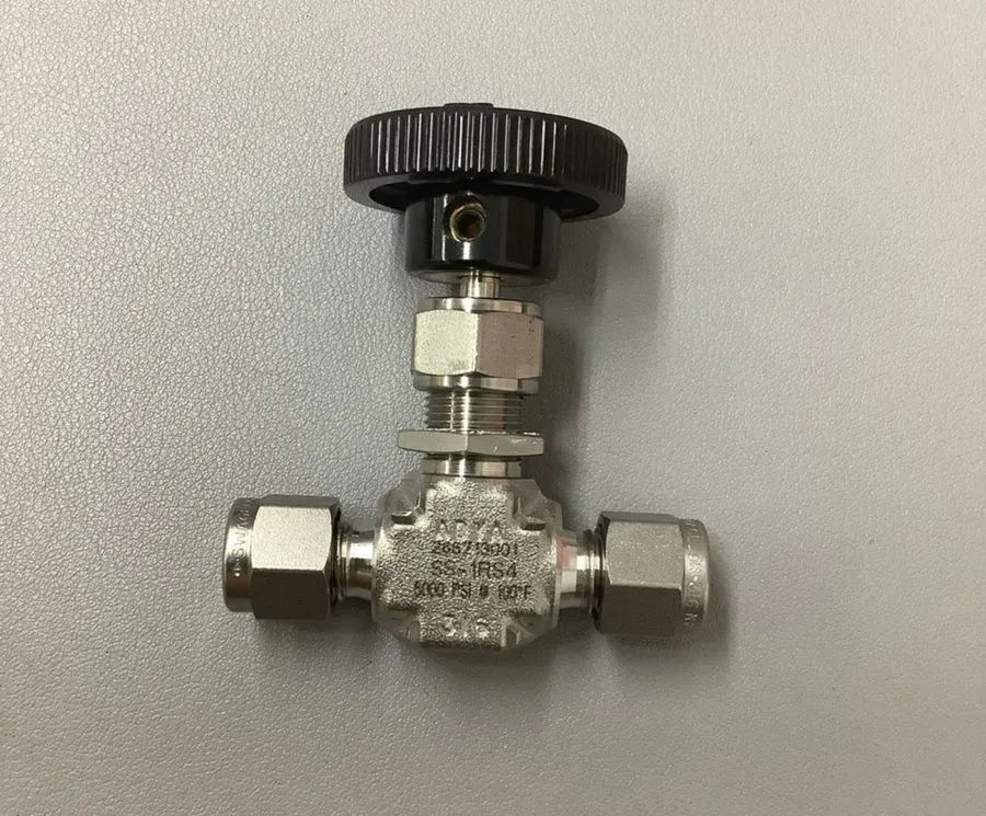 Клапан PC X Swagelok SS-1RS4 SS Integral Bonnet Needle Valve, UK#350