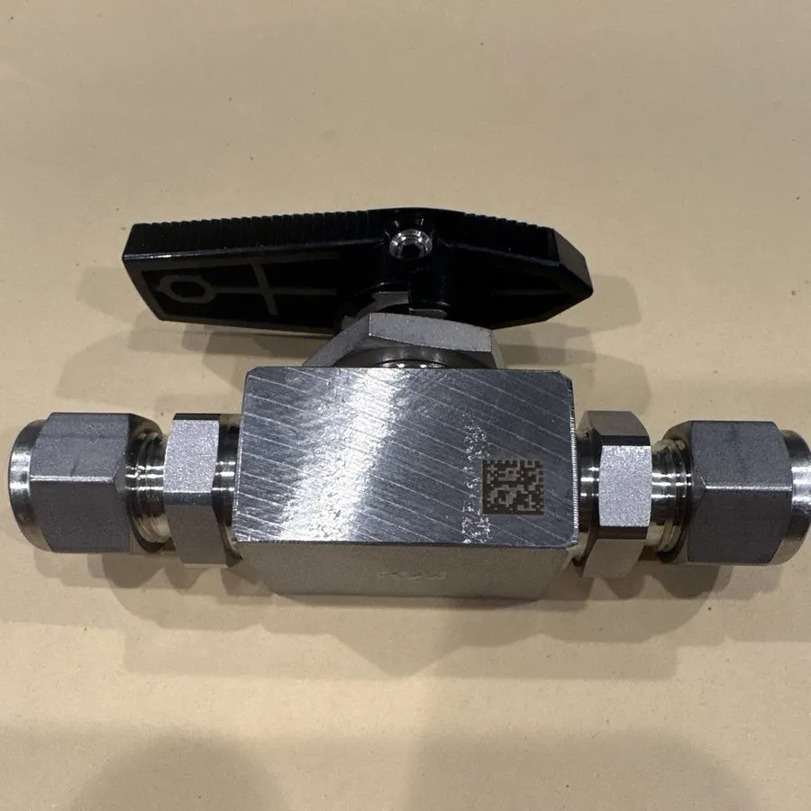Клапан Swagelok SS-4SKPS6 Manual Ball Valve 316 SS 3/8 in NPT 6000/3000