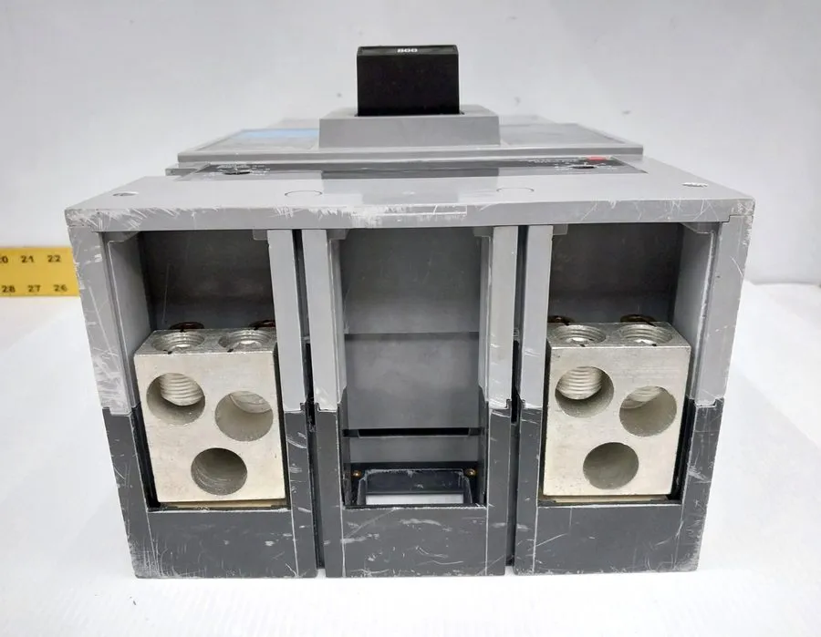 Автоматический выключатель Siemens Sentron 800 Amp Circuit Breaker 600 VAC / 250 — фото лота 2