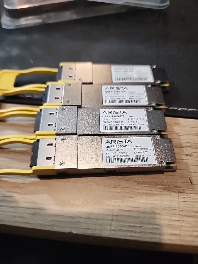 Трансивер QSFP-100G-DR Arista 100GBASE-DR QSFP28 Single Lambda 1310nm 500m 2yrs