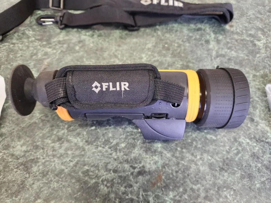 Оптико-электронная система FLIR Systems HM-Series HM-324 Hand Held Maritime Ther