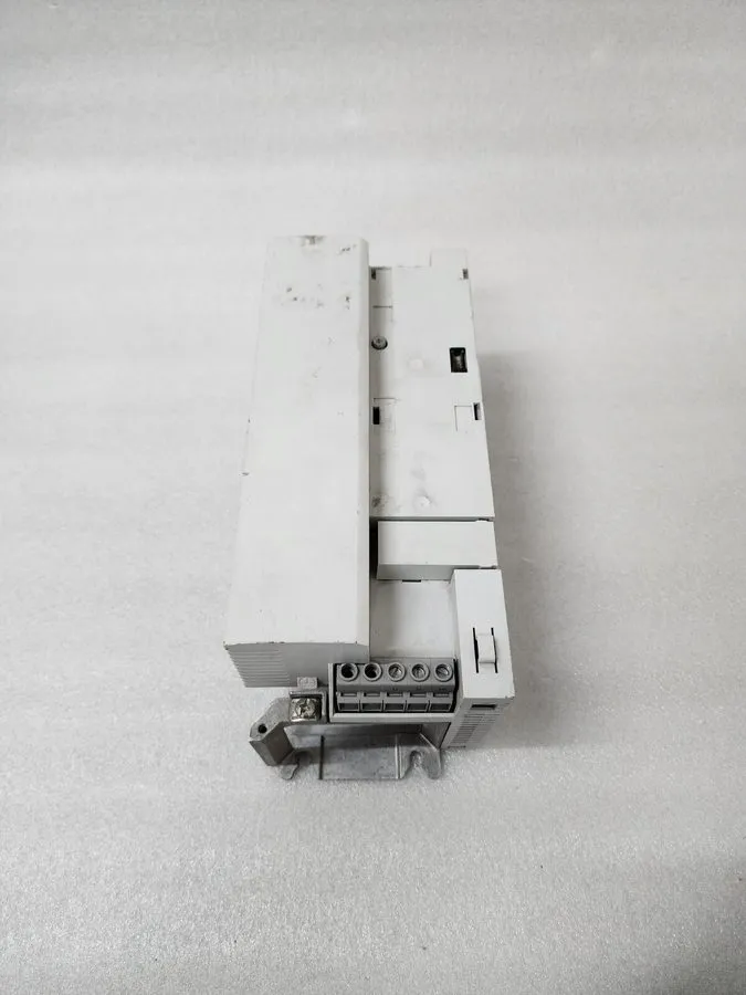 Электропривод LENZE I55BE275F10V10000S IVERTER DRIVE 7.5KW/10KW MADE IN GERMANY