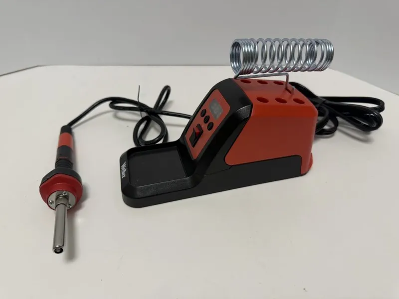 Паяльная станция Weller Digital Soldering Station with 70W Precision Iron 120V W