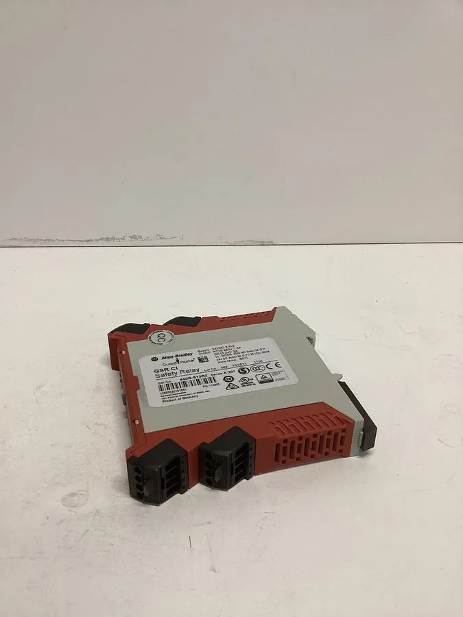 Реле безопасности Allen Bradley 440R-S13R2 Guardmaster Single Input Safety Relay