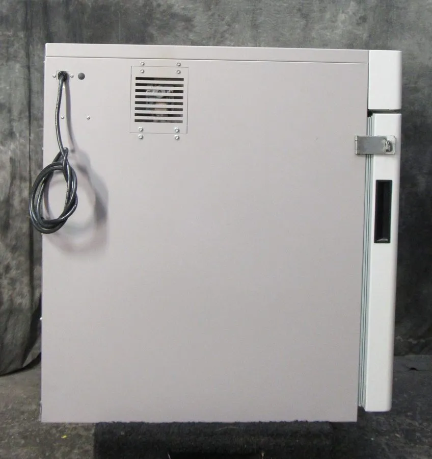 Инкубатор VWR Shel Lab 1535 6.7cu.ft Digital Laboratory Incubator/Oven; to 70°C, — фото лота 3