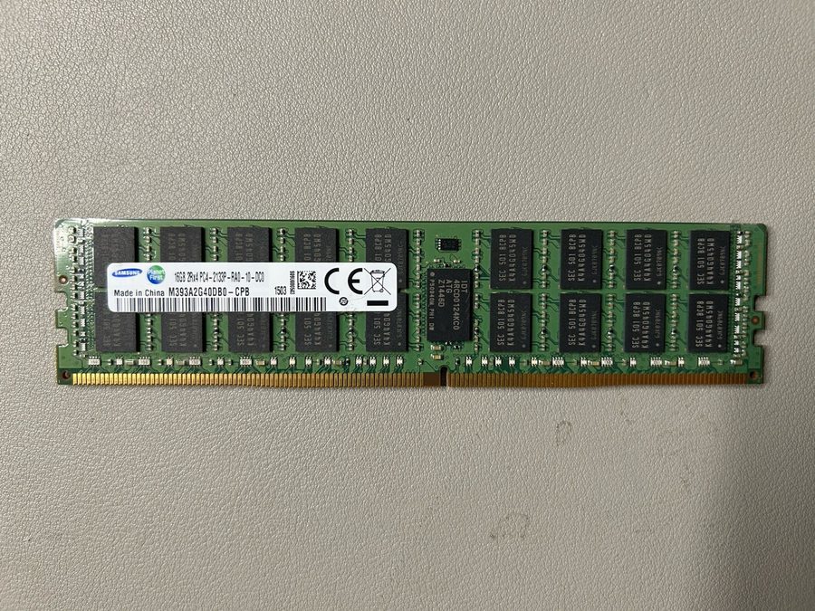 Модуль памяти Samsung 16GB M393A2G40DB0-CPB, PC4-2133P-RA0-10-DC0 DDR4, ECC Regi