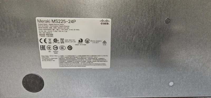Коммутатор Cisco Meraki MS225-24P 24-Port Gigabit PoE Switch UNCLAIMED Factory — фото лота 3