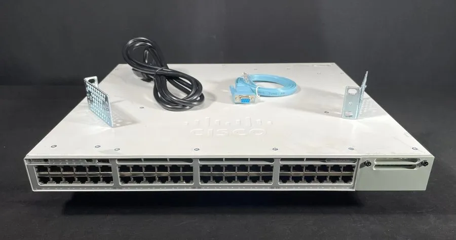 Коммутатор Cisco C9300-48P-A Cisco Catalyst 9300 48-port PoE+ 437W