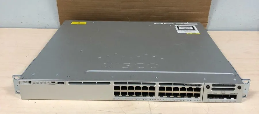 Коммутатор Cisco Catalyst WS-C3850-24P-S Switch 24 Port Gigabit PoE+ 715W