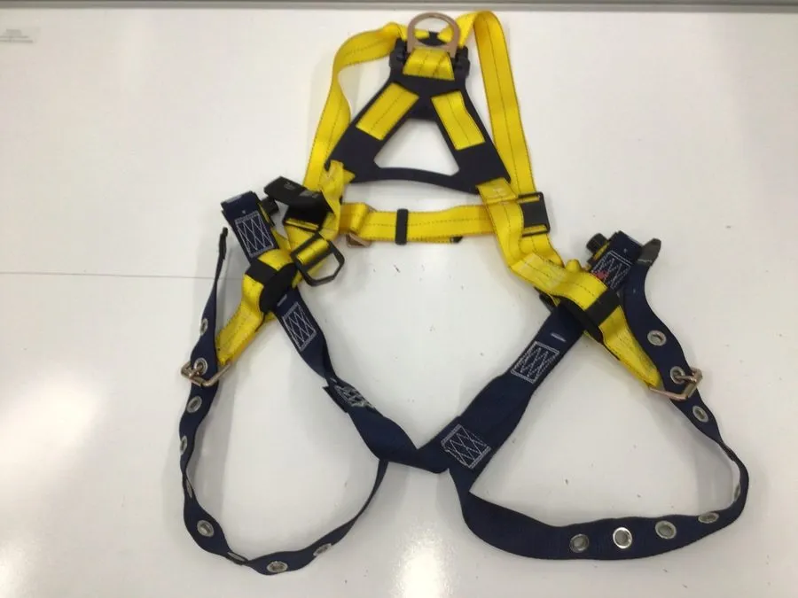 Жгут проводов 3M Dbi-Sala 1106015 Delta Full Body Harness, Vest, 420 Lb Wt Capac