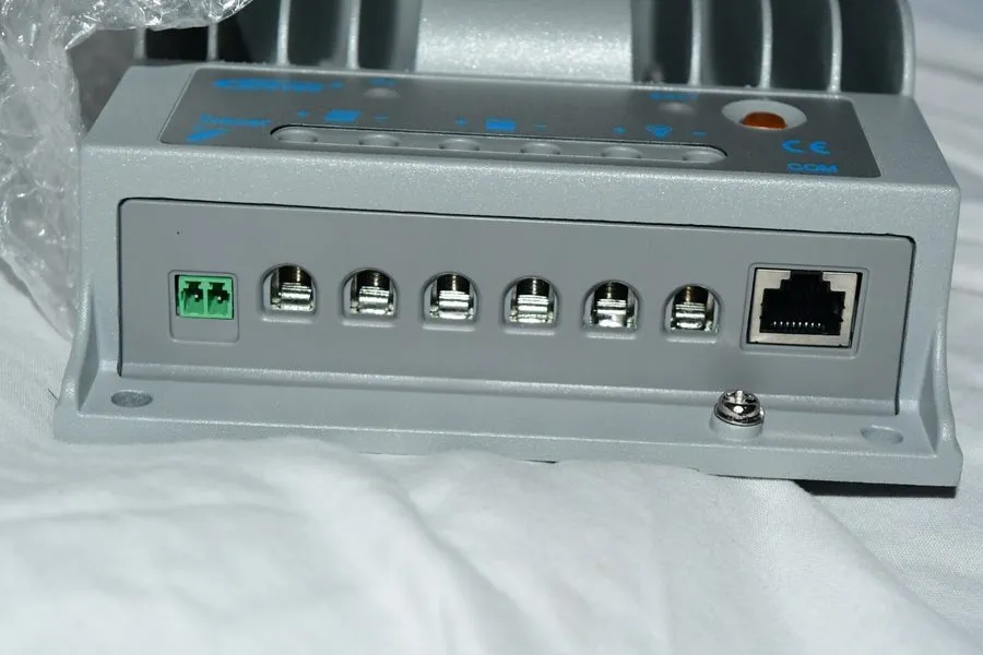 Аккумулятор Epever 20A MPPT Solar Charge Controller Tracer BN Series tracer2215b — фото лота 2