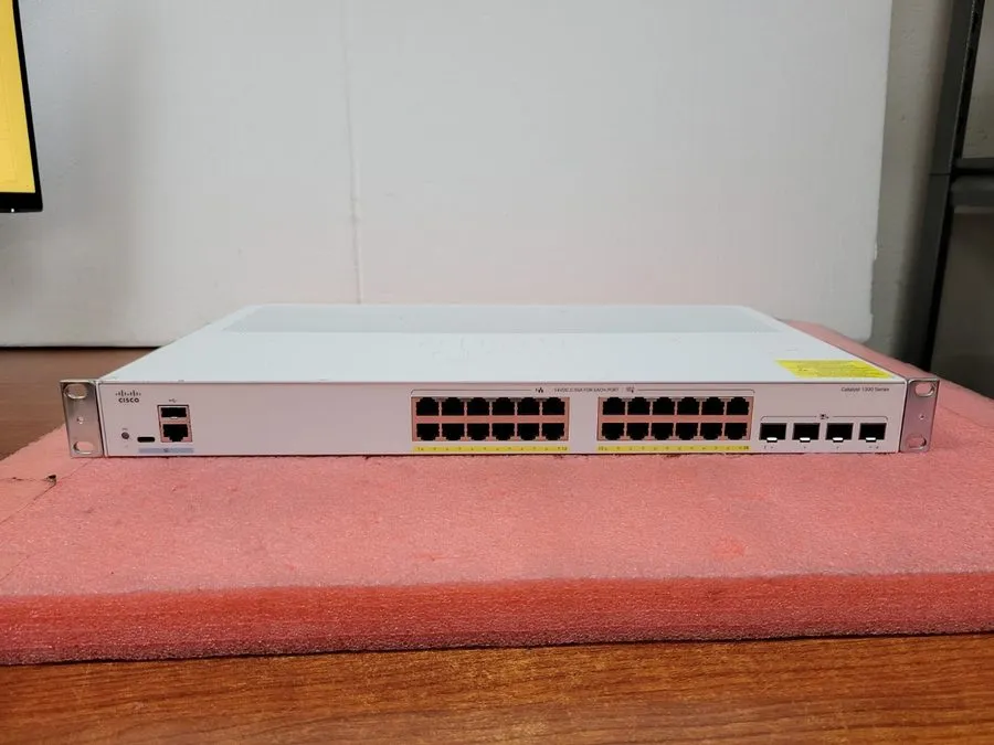 Коммутатор Cisco Catalyst C1300-24P-4X Ethernet Switch | RNW117DS