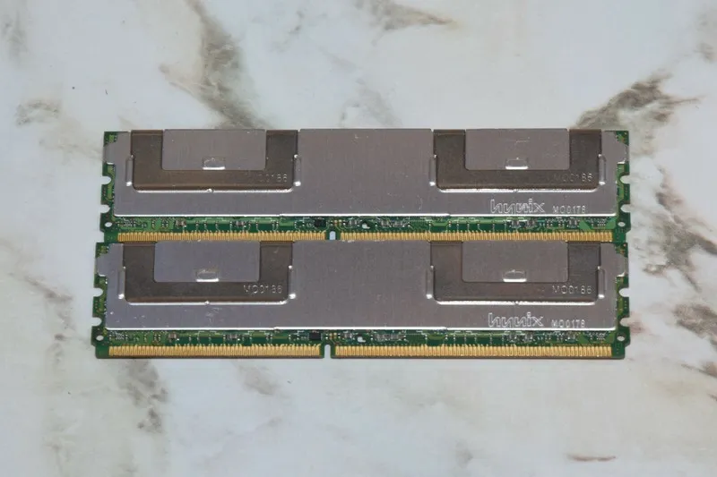 Модуль памяти Hynix 8GB PC2-5300F fully buffered DDR2 667Mhz ECC Server Memory R