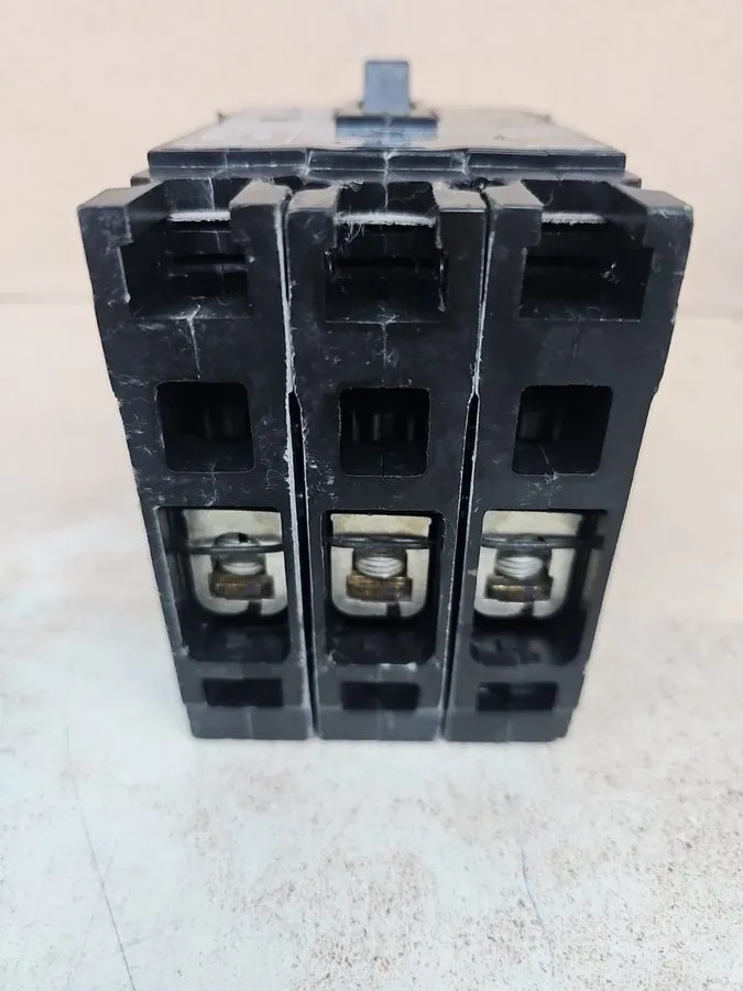 Автоматический выключатель Siemens Sentron Circuit Breaker HED43B100 3P 100 Amp 