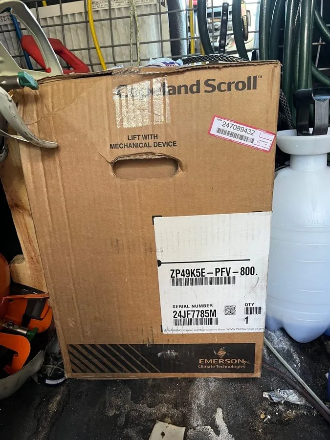 Компрессор Copeland 49,000 Btu Scroll Compressor ZP49K5E-PFV-800