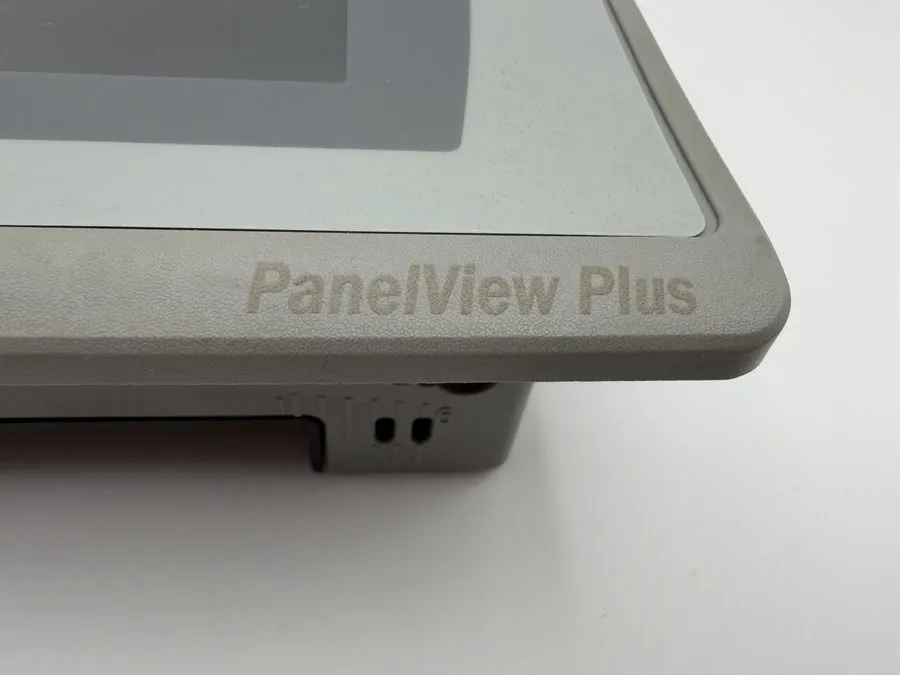 Панель оператора 2711P-T7C21D8S Allen Bradley PanelView Plus 7 Standard 7 Termin