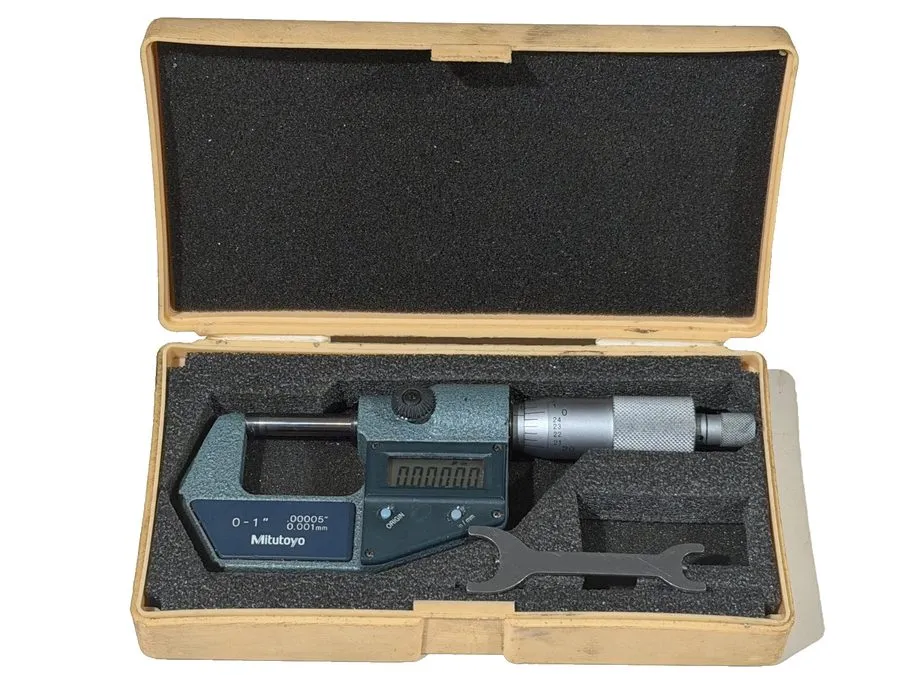 Микрометр 15584 Mitutoyo 293-761-30 digital micrometer 0-1" 0.001MM .00005"