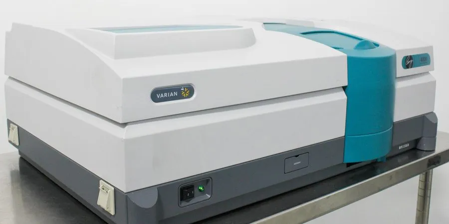Спектрофотометр Varian Cary 4000 UV-VIS Spectrophotometer 120V/220V No Software — фото лота 1
