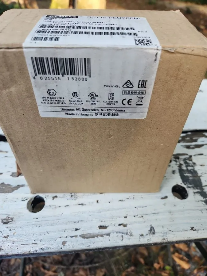 Блок питания SIEMENS SITOP PSU200M 6EP1333‑3BA00 24 VDC 5 A Power Supply
