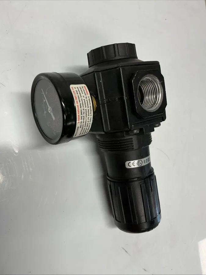 Трубопроводная арматура IMI Norgren R74G-6AK-RMG Air Pressure Regulator W-074 — фото лота 3